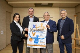 L’Associació Esportiva Mitja Marató de Terrassa presenta la XXV Mitja Marató a l’alcalde Jordi Ballart